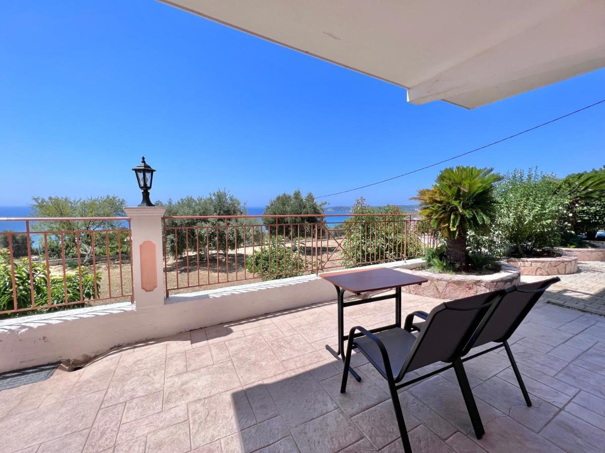 Aristomenis Studios Vlachata Dış mekan fotoğraf